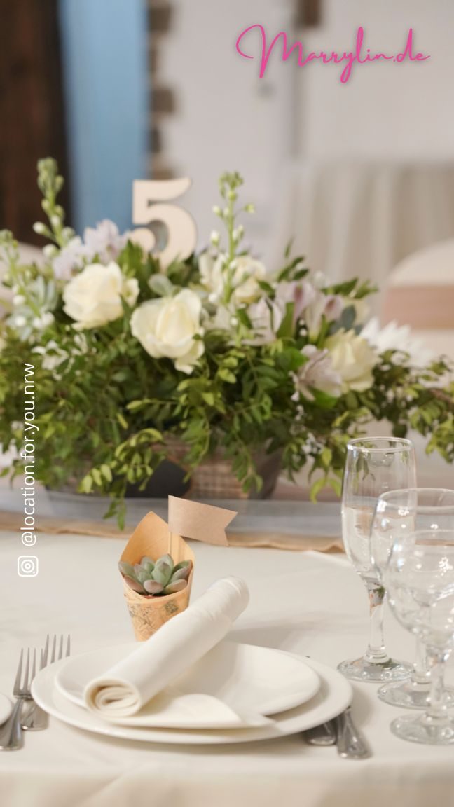 Tischläufer & Textilien_ Struktur, Farbe & Schichten_20250929_165814_0003